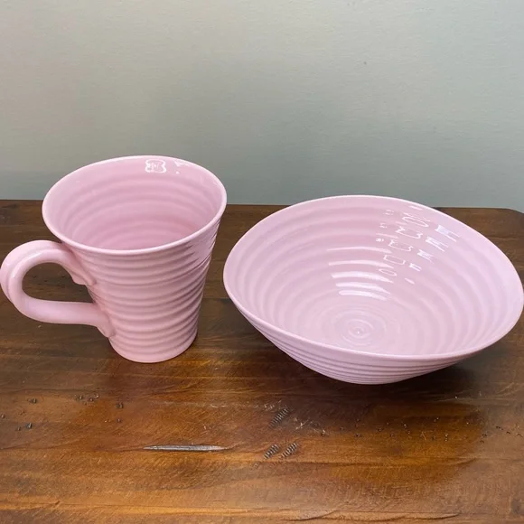Sophie Conran Pink, Coupe Cereal Bowl(1)  by Portmeirion - Picture 8 of 8